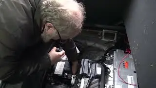 12 Volt battery replacement on 1st gen 2011 to 2015 Chevy Volt