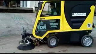 ENTREGA BARREDORA KARCHER ICC1 A INTENDENCIA DE RIVERA