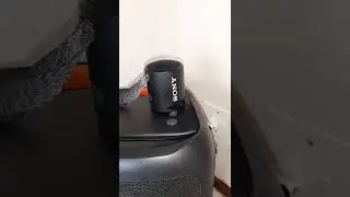 SONY SRS-XB13 literally dancing. bass test