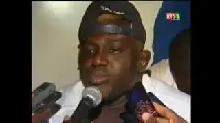 Ambiance A Guédiawaye Chez Balla Gaye 2- Réaction après sa victoire sur YEKINI - YouTube.flv