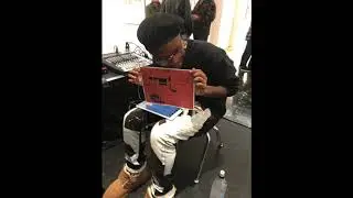 yungsnickers - LORENZO (2018)