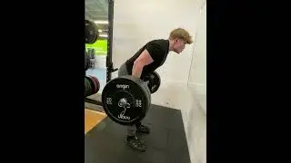 90kgx3 on cheat curls #motivation #progress #gym #strong #bodybuilding #powerlifting #biceps #arms