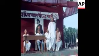 SYND 7 6 77 MARXIST LEADER JYOTI BASU AT RALLY IN CALCUTTA