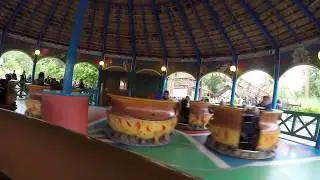 Les Chaudrons (Onride) Video Parc Astérix bei Paris 2017