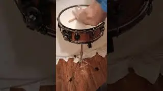 DW CUSTOM CINNAMON RAISIN LACQUER SNARE DRUM