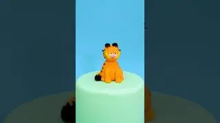 Garfield Cake Topper #garfield #fondantcaketopper #cakedecorating  #fondanttopper #cakeshorts #cake