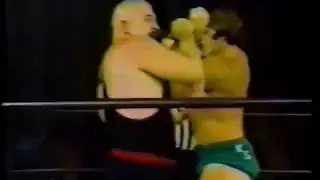 Karl and Kurt Von Steiger vs Kevin Sullivan/Barry Orton (Big Time Wrestling 1978)