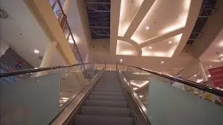 Czech Republic, Prague, Novodvorská Plaza shopping mall, 6X escalator