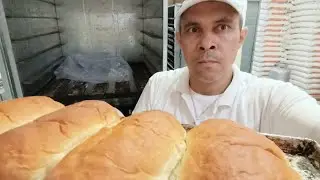 Pão de Deus o mais saboroso aqui da padaria 