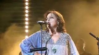 Χάρις Αλεξίου - Πουλάκι ξένο Θήβα 30/08/2010