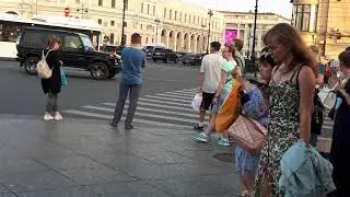 Street music of St. Petersburg.