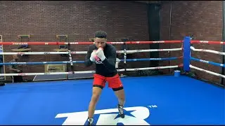 AMARI JONES 7-0 7KO'S SHOWS OFF SHADOW BOXING AT TOP RANK GYM IN LAS VEGAS | TRAINING FOOTAGE
