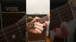How to play B Major chord? #shorts #guitarlesson #beginners