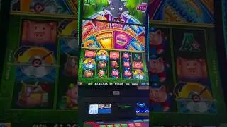 The Back 2 Back BONUS Was Even Better! $10 Bet Huff N&rsquo; Even More Puff #slots #gambling #casino #slot