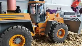 ВПЕЧАТЛЯЮЩИЙ РУЛЕВОЙ ТРАКТОР! РАБОТА С КУКУРУЗОЙ, СИЛОСОЕМ И ПЛАВАНИЕМ С ПЛАВНЫМ ИЗГОТОВЛЕНИЕМ #r...