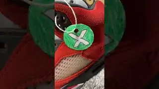 Buy from Sole Canvas for 100% Authentic sneakers, not them StockX fakes 😭
