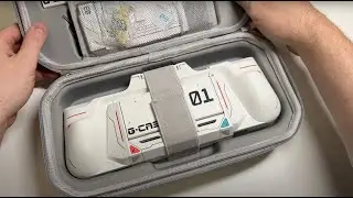 Unboxing the Switch G-Case and accessories
