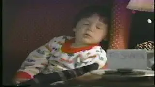 Nabisco Oreo Cookies Holiday 1986 Commercial