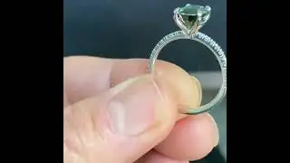 Bespoke Australian teal sapphire engagement ring, Sydney jeweller Lizunova Fine Jewels.