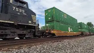 NS 1092 with Horn Salute in Waverly Ohio 8/16/2022