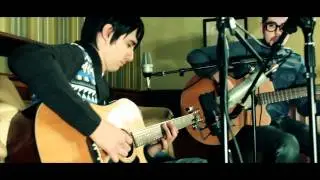 900 Spaces: Lady Echinacea (acoustic)