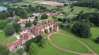 MAPLEDURHAM HOUSE , PURLEY ON THAMES 2021 BY DRONE