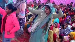 जूडा वाली भाभी का डांस/ ललना छबिदार भहेयो ललना / कन्हैया जन्म पर टॉप डांस #shivangi_madhav