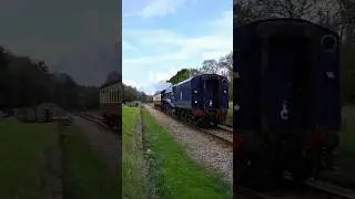 Legendary Loco Sir Nigel Gresley arrives on the Bluebell Railway