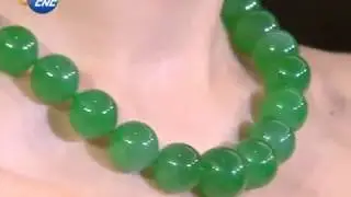 Cartier Pays Record $27 Million for Barbara Hutton's Jadeite Necklace at Sotheby&rsquo;s