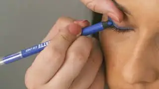 Matte Eye Liner (& Crazy Blue Mascara) - Eyeliner crayon intense mat & waterproof by GOSH