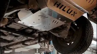 Unterfahrschutz für Toyota Hilux Invincible
