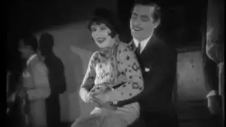 It (1927) fun house scene