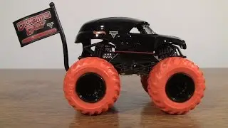 Hot Wheels Monster Jam DOOM'S DAY Color Treads 2017 Unboxing