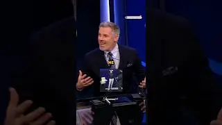 Who let Carragher wear those white trousers?! 😂