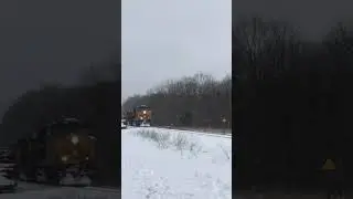 CSX ET44AH 3349 with first gen K5HL?