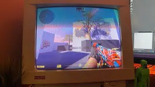 CS2 ON A VINTAGE CRT MONITOR (Counterstrike wave)