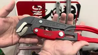 Knipex 13&rdquo; Swedish Pipe Wrench Unboxing & Comparison