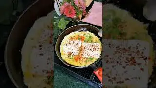 Cheesy Egg Burger 🍔 😋 #youtubeshorts #shorts #cooking #food #cookingchannel #recipe