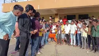 Veer model live