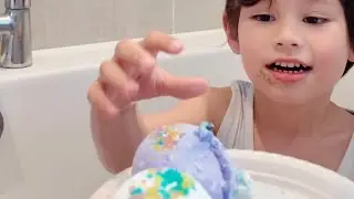 DIY dinosaur bath bombs surprise para sa twins 🛁