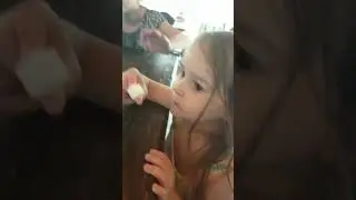 Прикольные детки.  Пьем чай и разговариваем #дети #travel #funny #kids #children