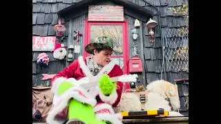 Santie Claus is Coming to Town 