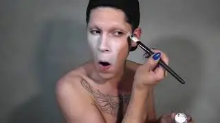 Marilyn Manson makeup tutorial (fast)