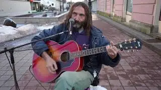 Creedence Clearwater Revival: Who'll Stop The Rain – cover by Krešimir Baričević – korzo u Bjelovaru