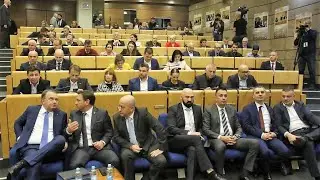 Usvojen dnevni red, okupljeni ispred zgrade ne odustaju -  O Vijesti 28.4.2023.