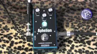 Spaceman Effects APHELION Harmonic Overdrive pedal demo with Les Paul