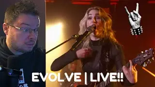 AMAZING BAND THE WARNING - EVOLVE (Live on The 2023 MTV Video Music Awards) FIRST TIME HEARING EVER!