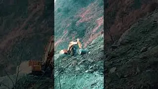 Powerful Excavator Building New Mountain Road