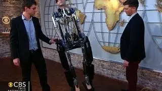 Watch: The world's first fully-functional bionic man