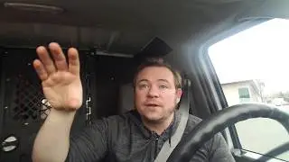 How does someone become a traffic signal technician?